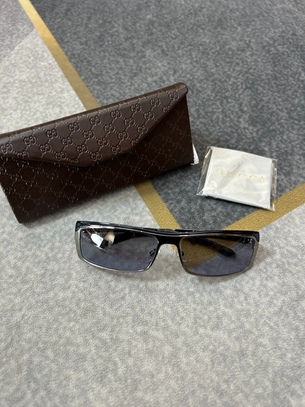 99新 GUCCI/古驰 蓝色墨镜