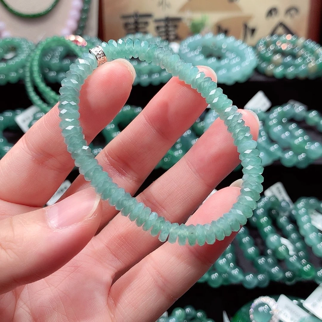 翡翠未镶嵌手链卡6.3