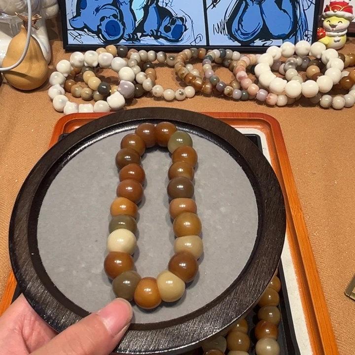 吊坠菩提根/象牙果焦糖大肠