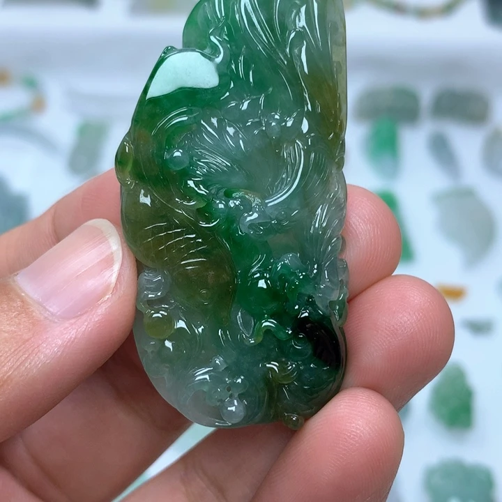 翡翠未镶嵌吊坠(不含链)