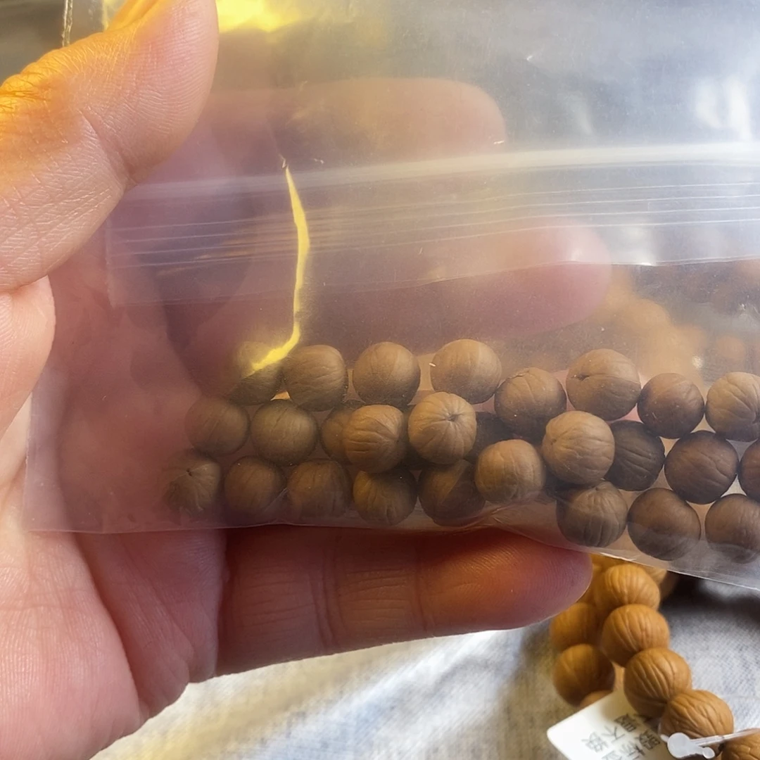 文玩核桃手串和线