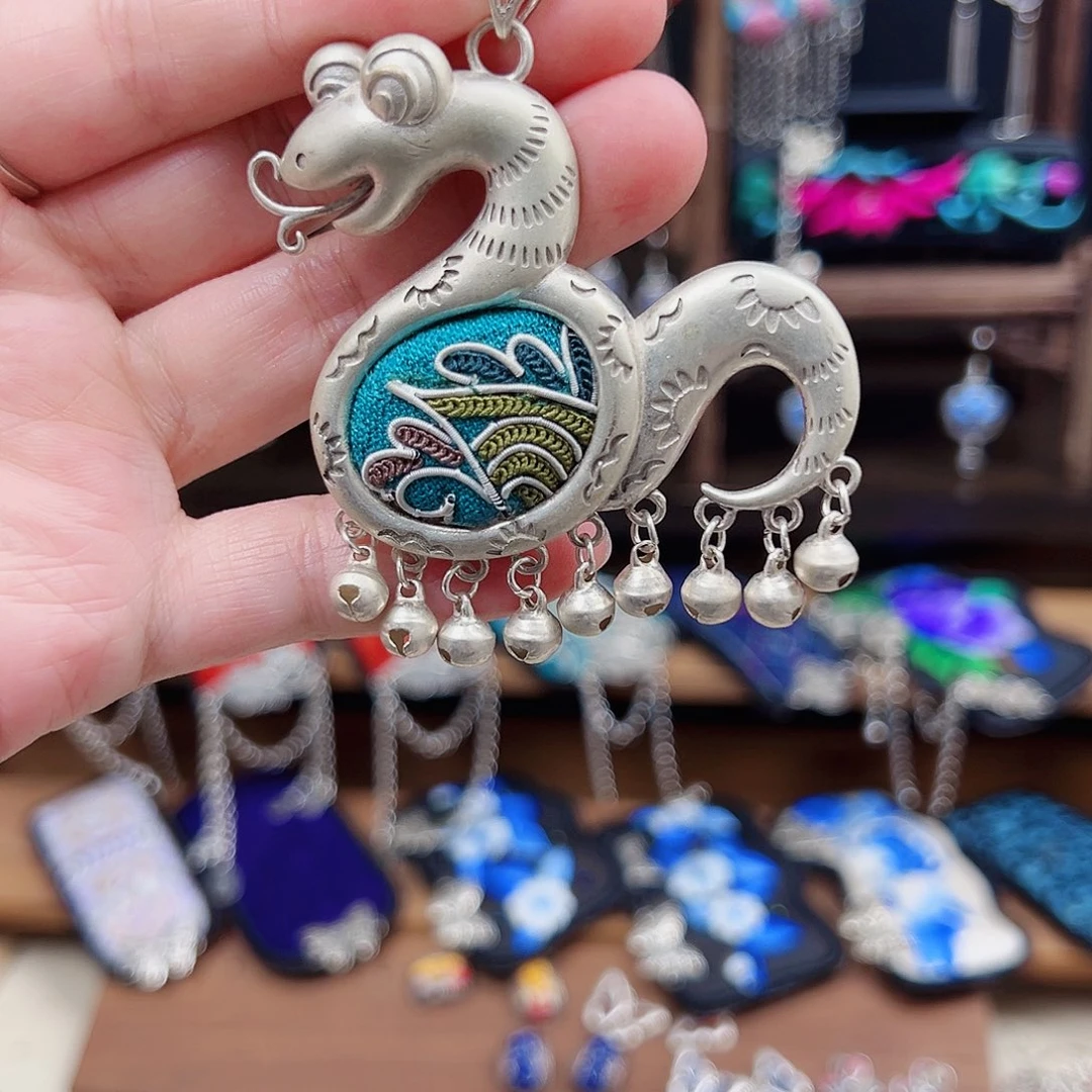 织绣手工刺绣工艺品