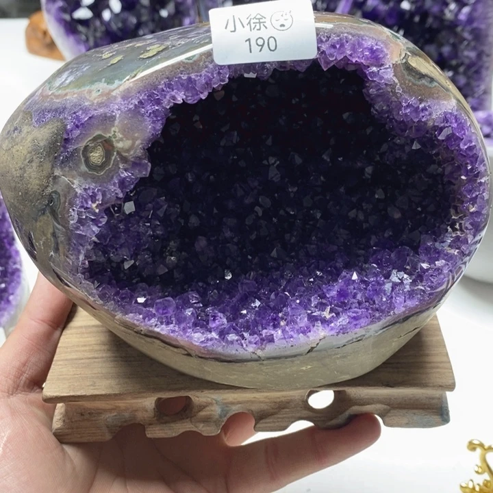 大型摆件（非配饰）紫晶未镶嵌