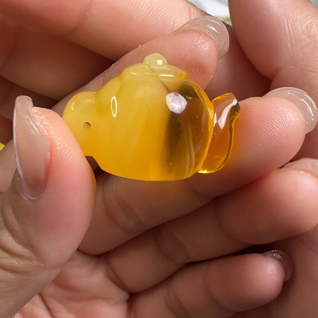 裸石蜜蜡未镶嵌琥珀