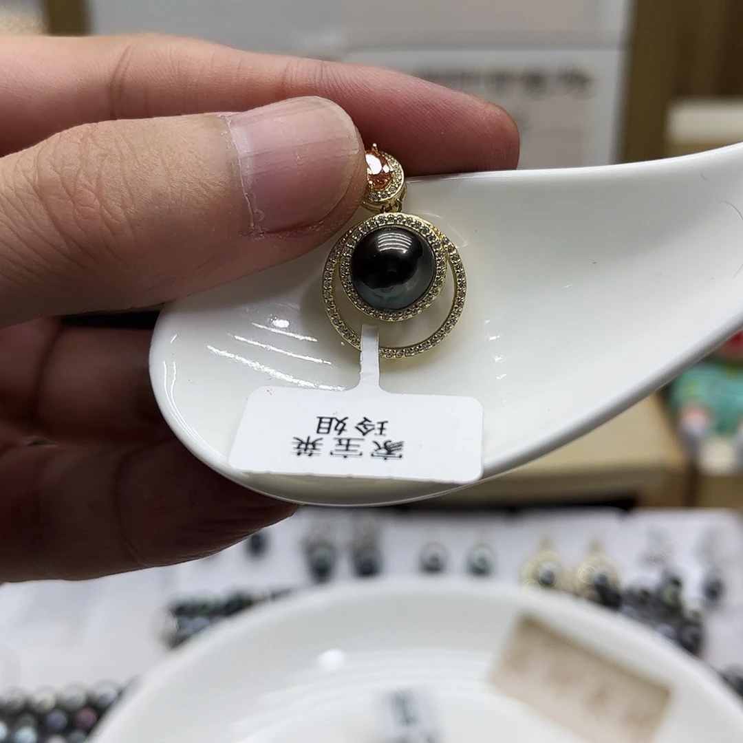 颈饰未镶嵌海水珍珠