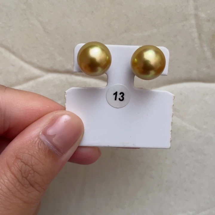 海水珍珠18K金镶嵌耳饰