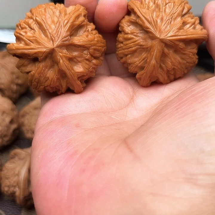 文玩核桃吊坠你们都在