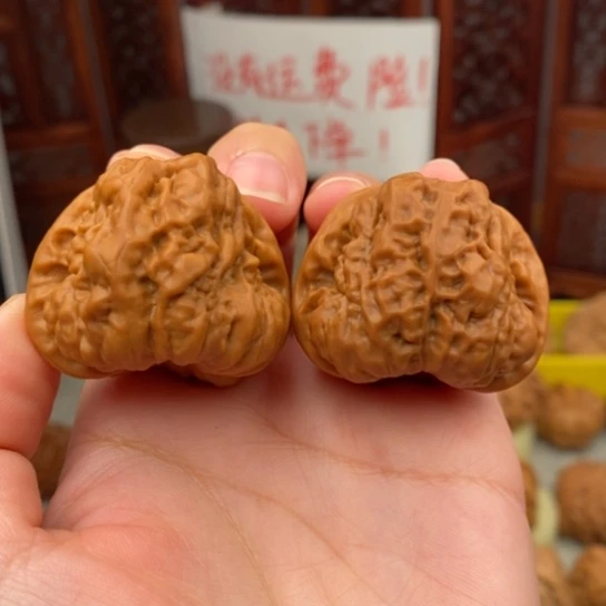 文玩核桃吊坠39全品收腰嘎哒纹蛤蟆头