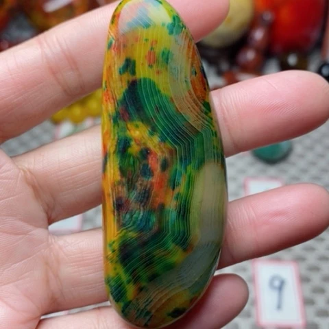 未镶嵌玛瑙/玉髓珠宝奇石用****月