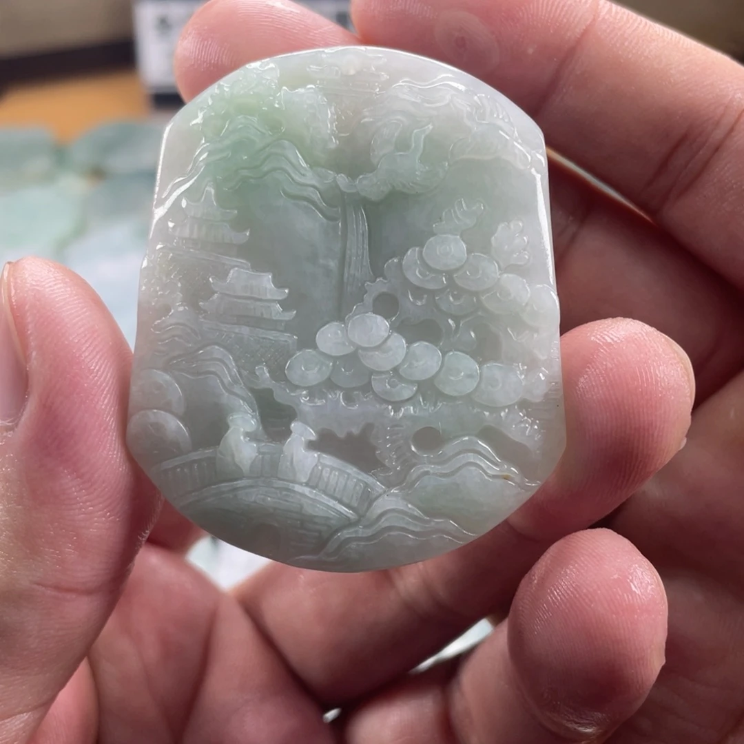 翡翠未镶嵌颈饰翡翠
