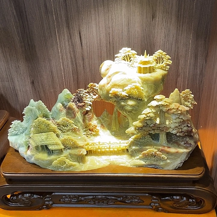 马***功蛇纹石玉（覆膜）合金珠宝奇石