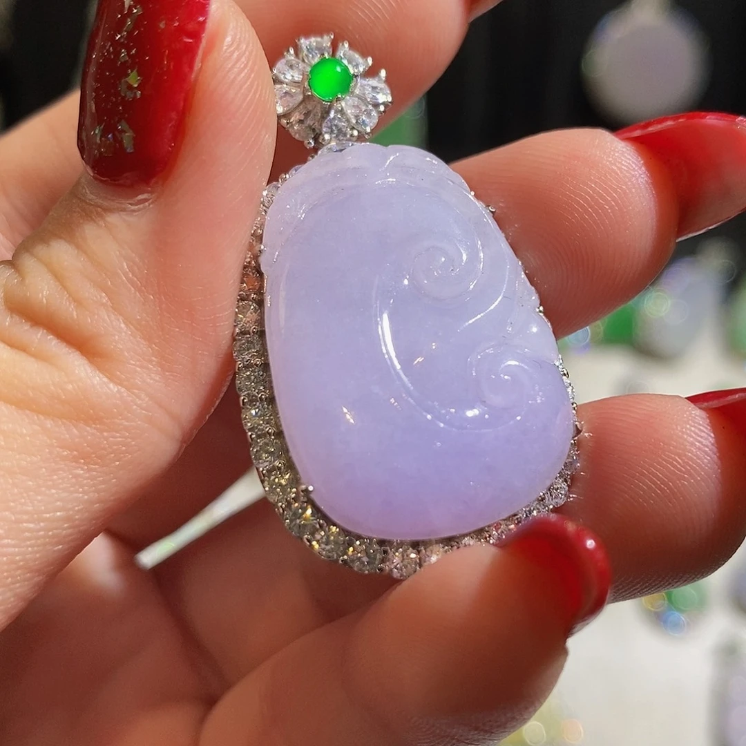 翡翠颈饰银S925镶嵌天然翡翠