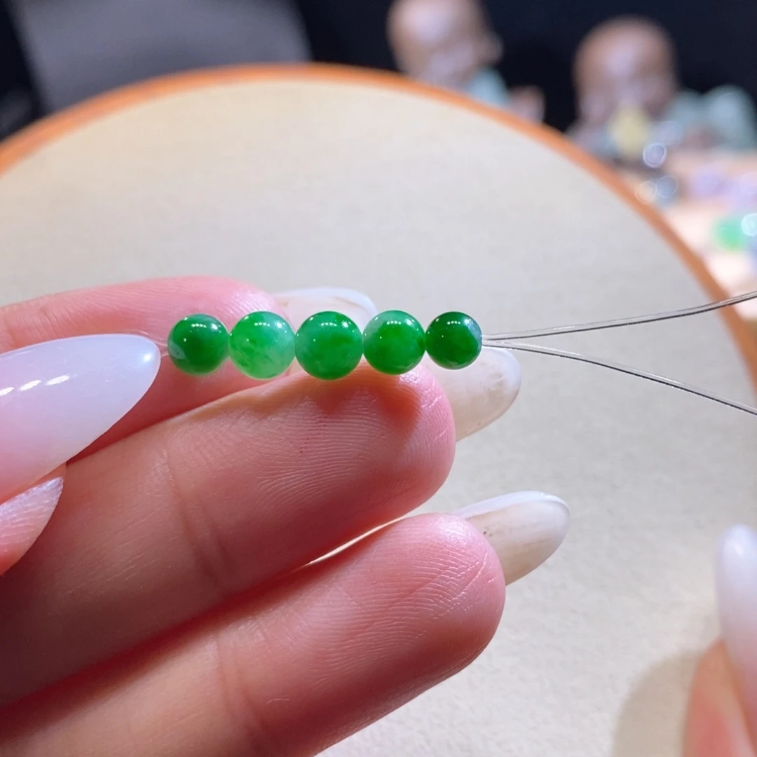 翡翠未镶嵌吊坠(不含链)多样性发其一