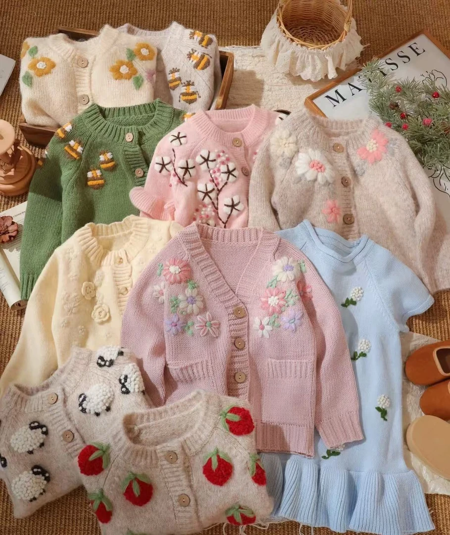 新款休闲娃娃领森系毛衣针织衫秋冬韩版时尚百搭宽松复古甜美绣花