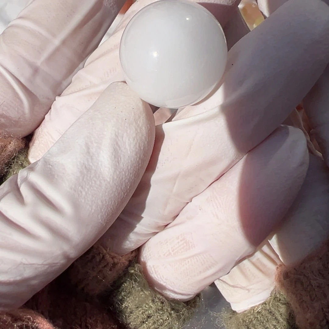 水晶白兔毛16mm单珠打孔定制不退换未镶嵌厚**物