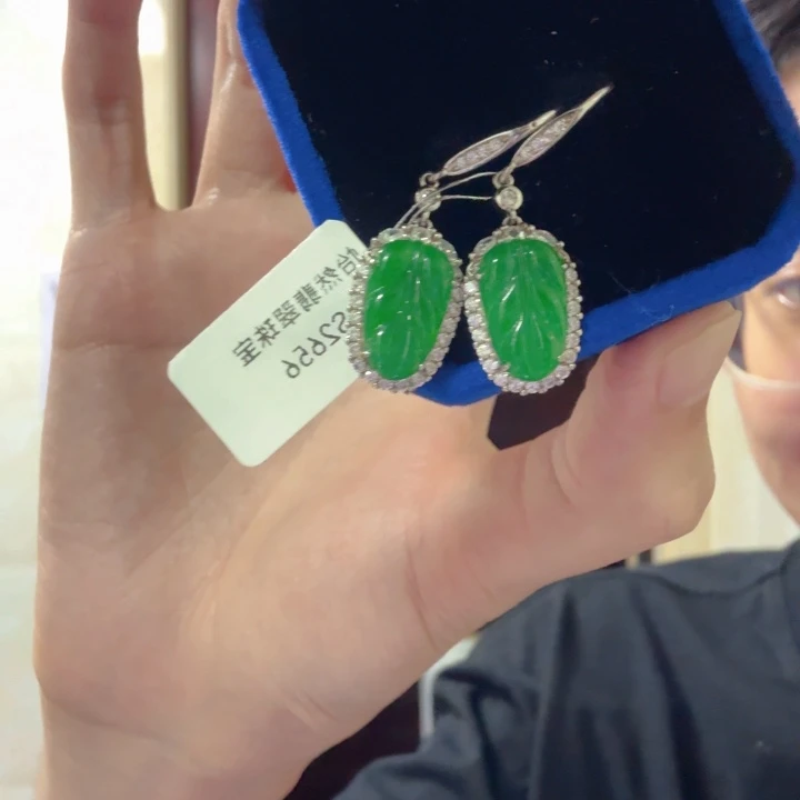 颈饰银S925镶嵌翡翠耳饰