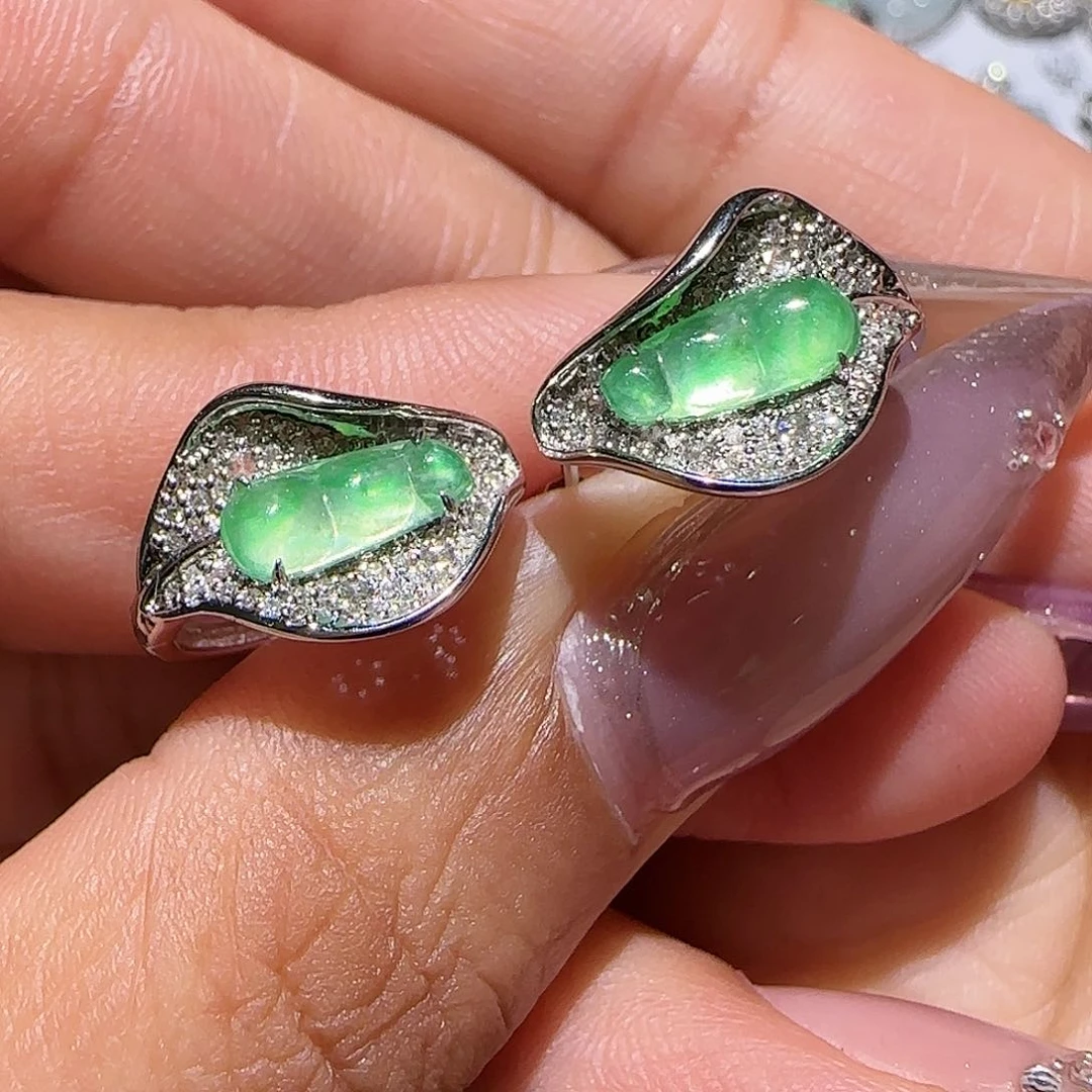 【闪购商品】18K金镶嵌翡翠耳饰天然