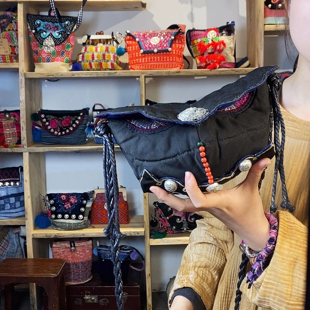 织绣手工制作包包