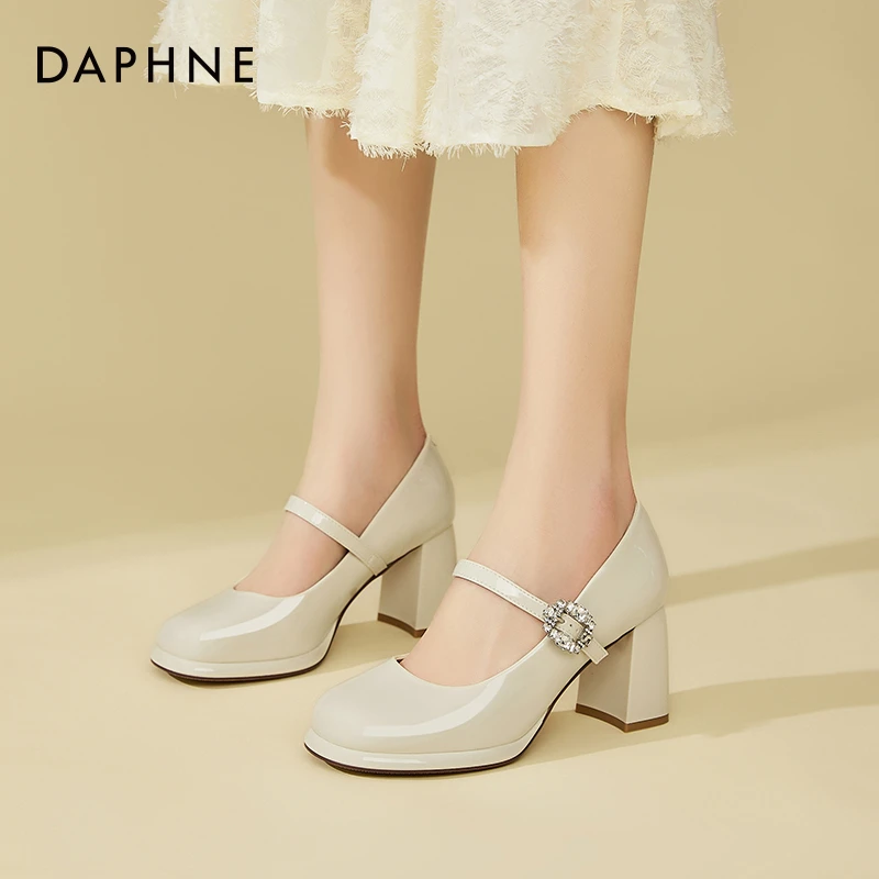 达芙妮白色高跟鞋女鞋粗跟秋季单鞋玛丽珍2025新款法式气质小皮鞋