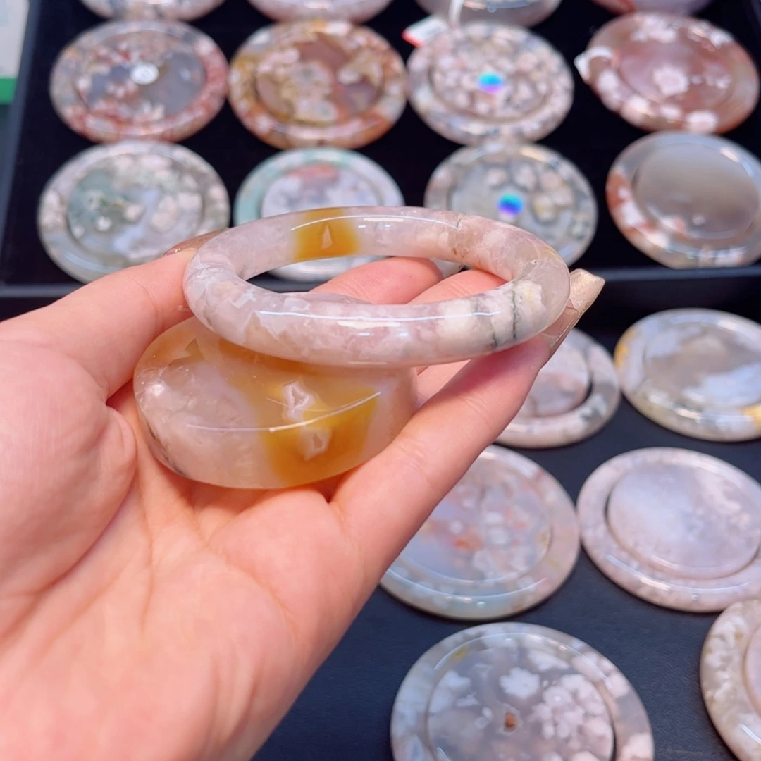 手镯玛瑙/玉髓未镶嵌53