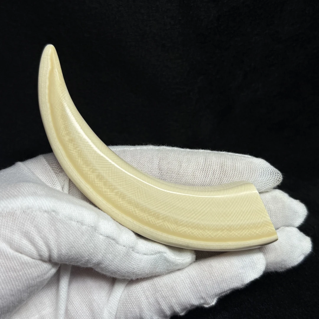A0078牙尖猛犸牙工艺品