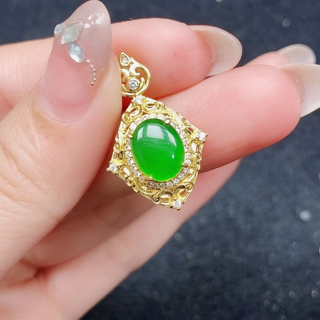 颈饰未镶嵌翡翠翡翠