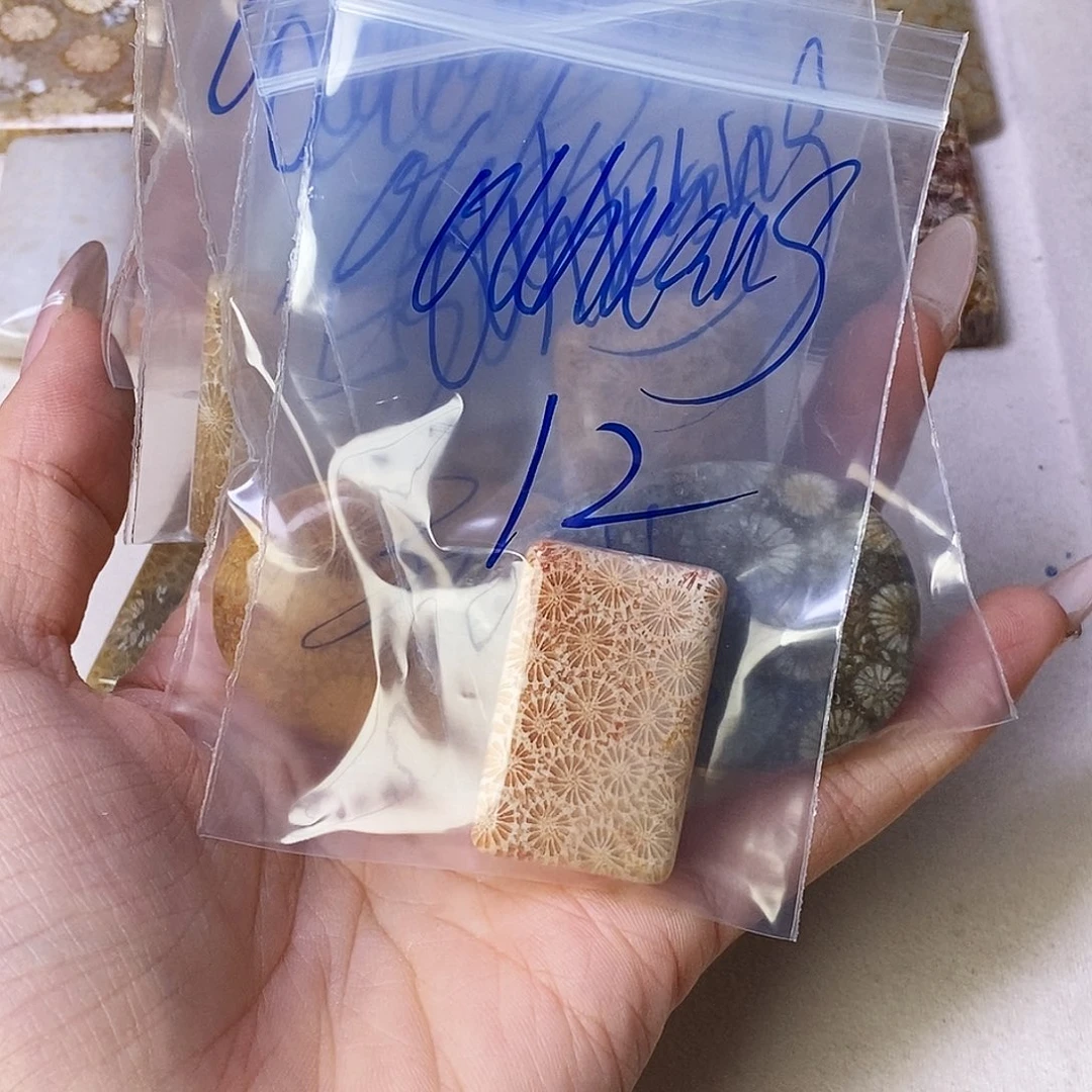 硅化玉颈饰合金O****g