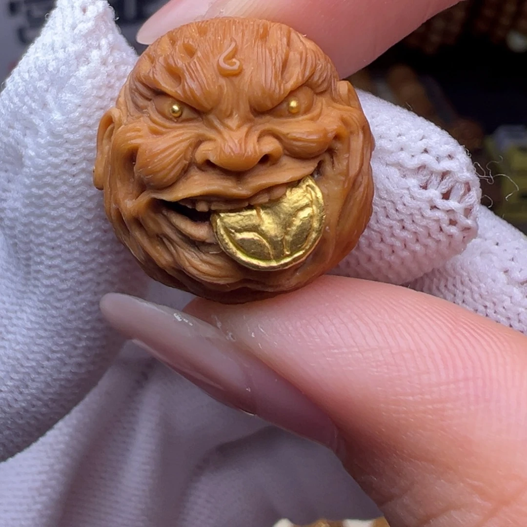 把件猴头核桃精修镶嵌金见钱眼开全品有正常封口线