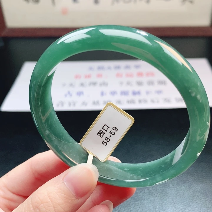 翡翠未镶嵌手镯翡翠手镯114