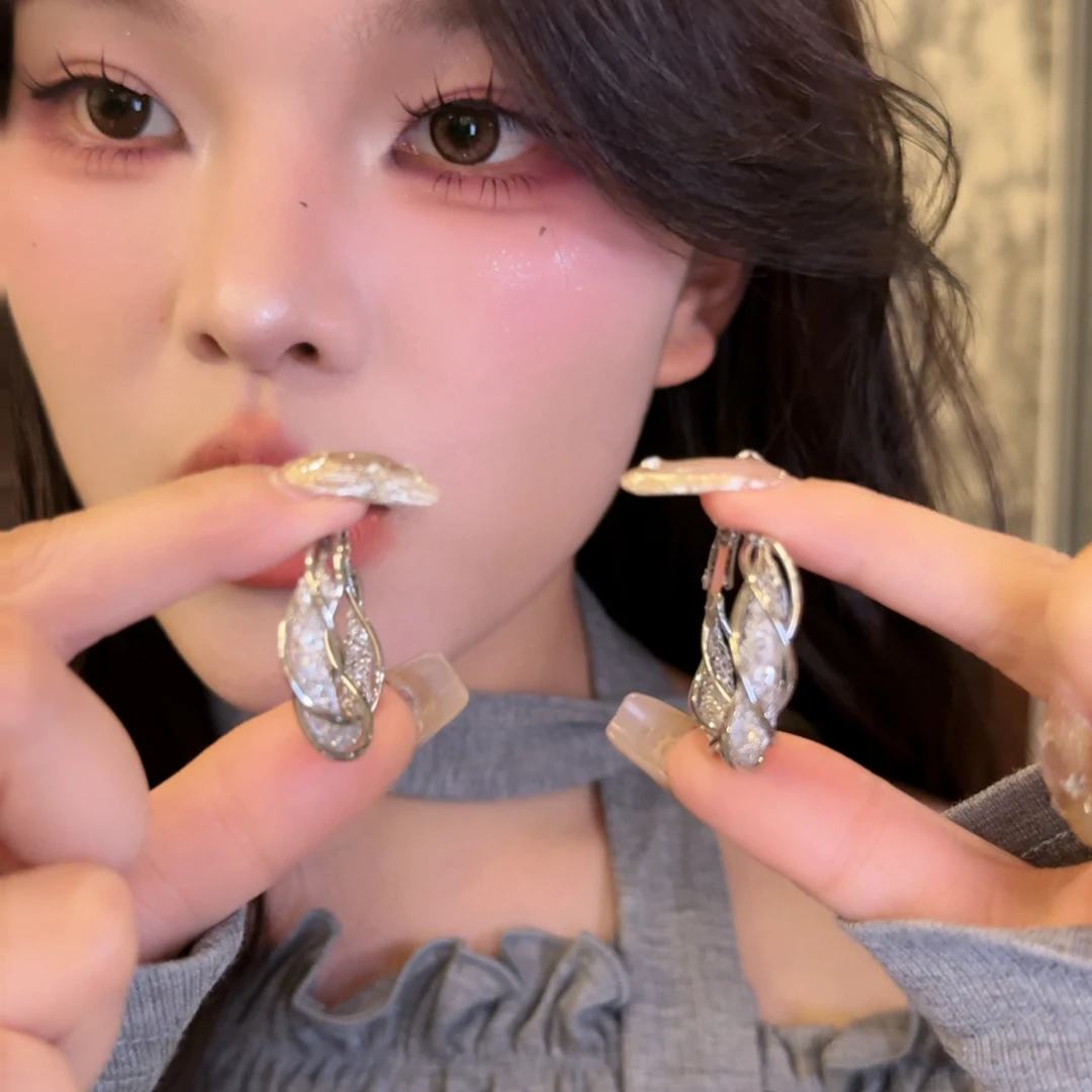 铜合金耳饰 腰缠万贯~法式镂空圆圈耳环精致独特高级耳钉轻奢耳饰