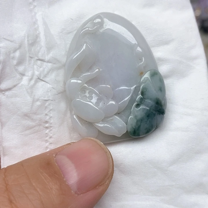 翡翠未镶嵌颈饰19号