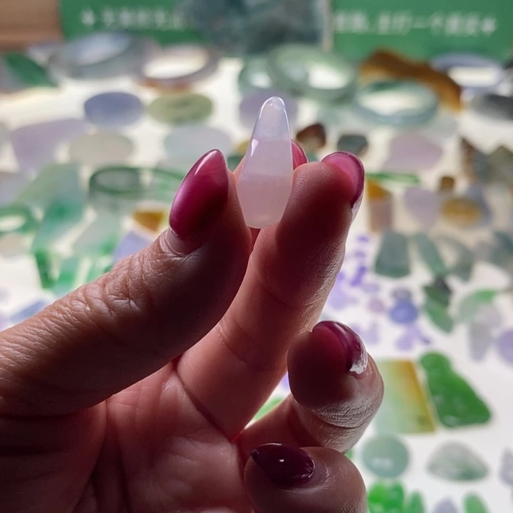 翡翠未镶嵌挂件天然翡翠