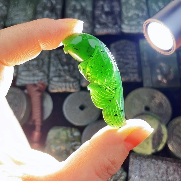 蛇纹石玉未镶嵌挂件