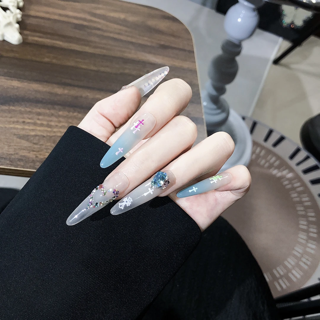 小老弟/小彩钻爱心克罗心中长款纯手工穿戴甲美甲