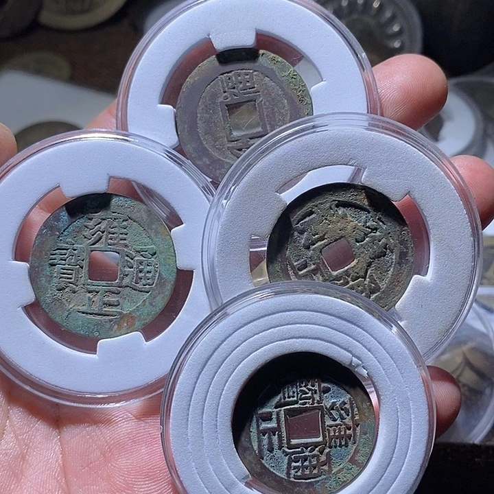 东***牛铜现代工艺品仿制品