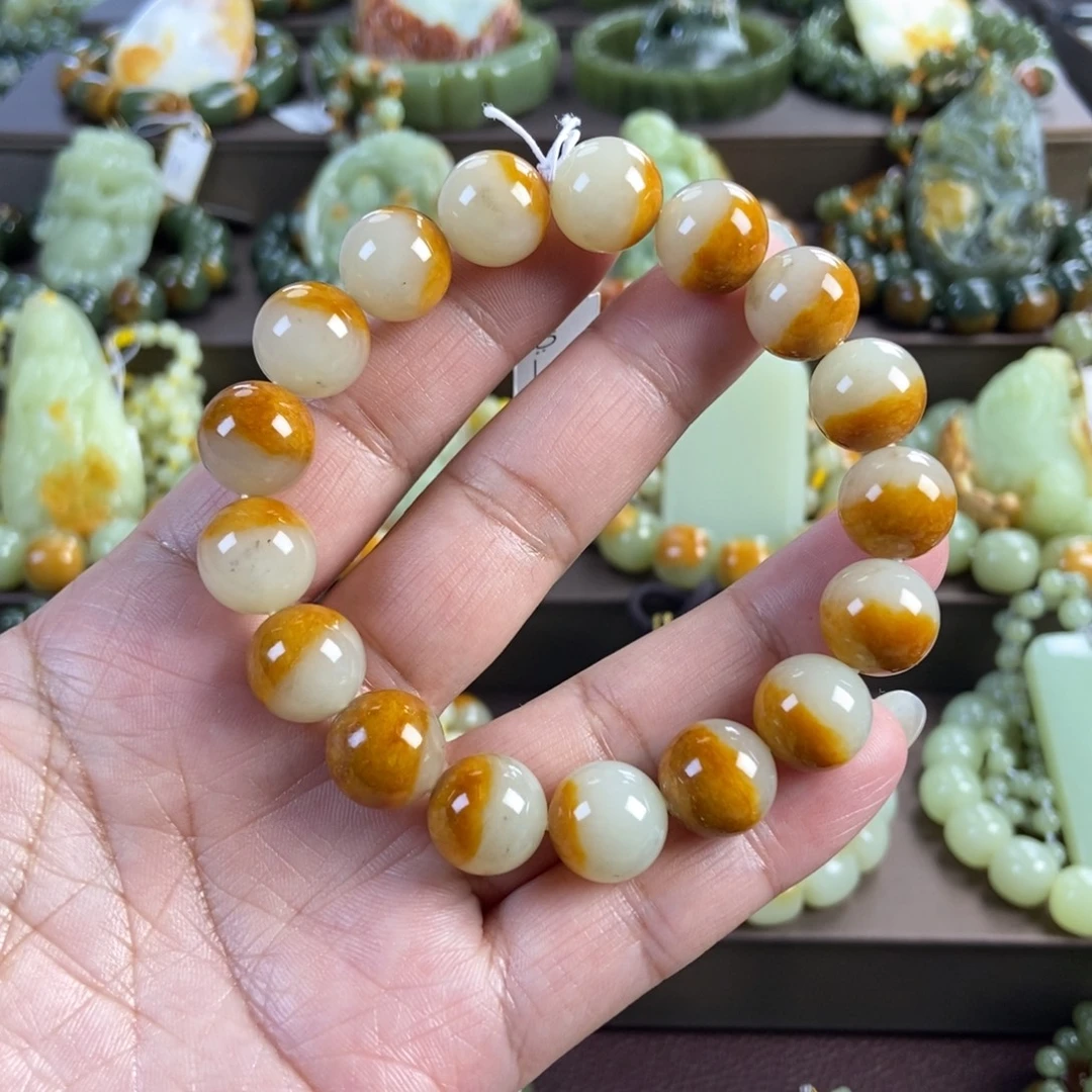 透闪石质玉未镶嵌手串