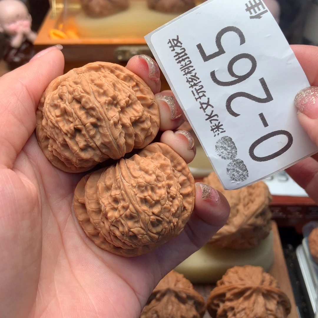 文玩核桃把件42闷白