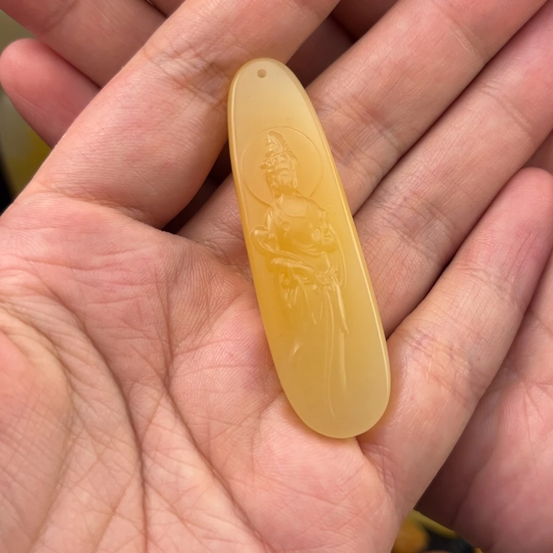 佛***珠石英质玉黄蜡石挂件未镶嵌