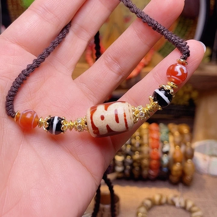 玛瑙/玉髓合金颈饰