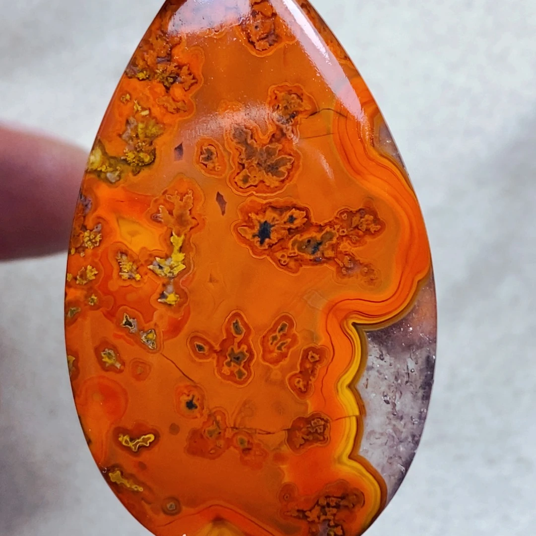 未镶嵌吊坠(不含链)玛瑙/玉髓谜*