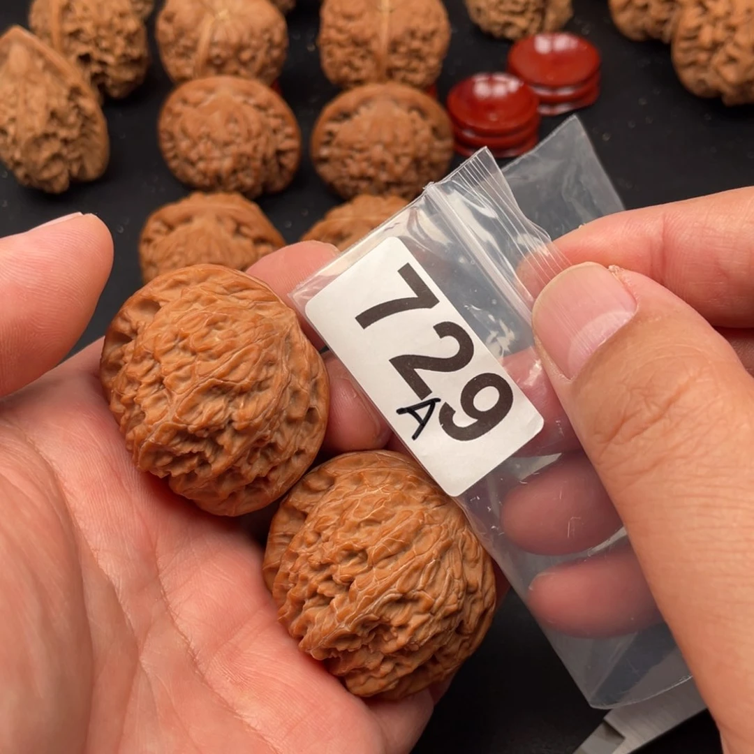 把件桃核磨盘42个