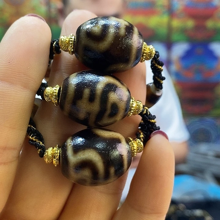 玛瑙/玉髓颈饰未镶嵌70多样性发其一