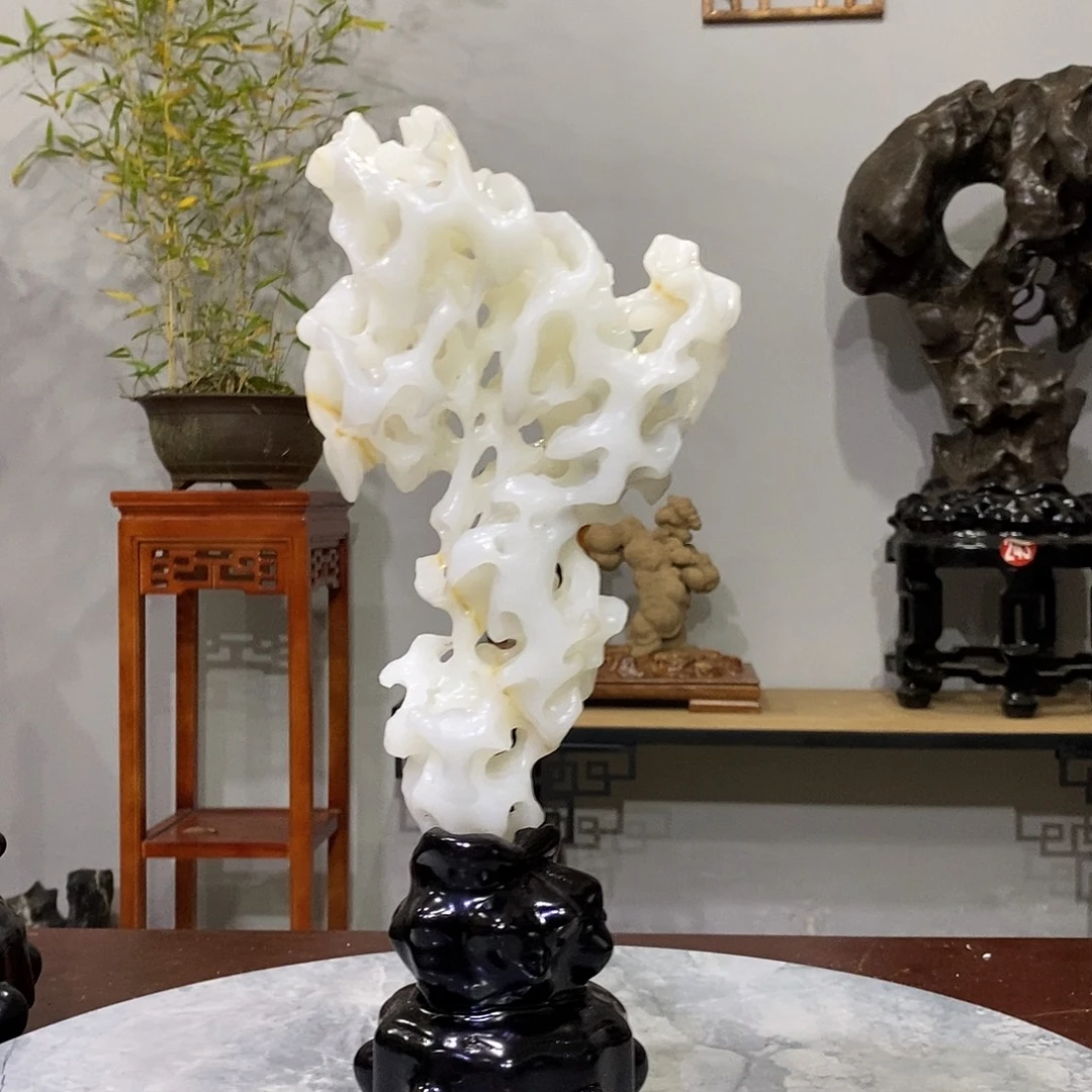 九***爻石材太湖玲珑石桌面摆件