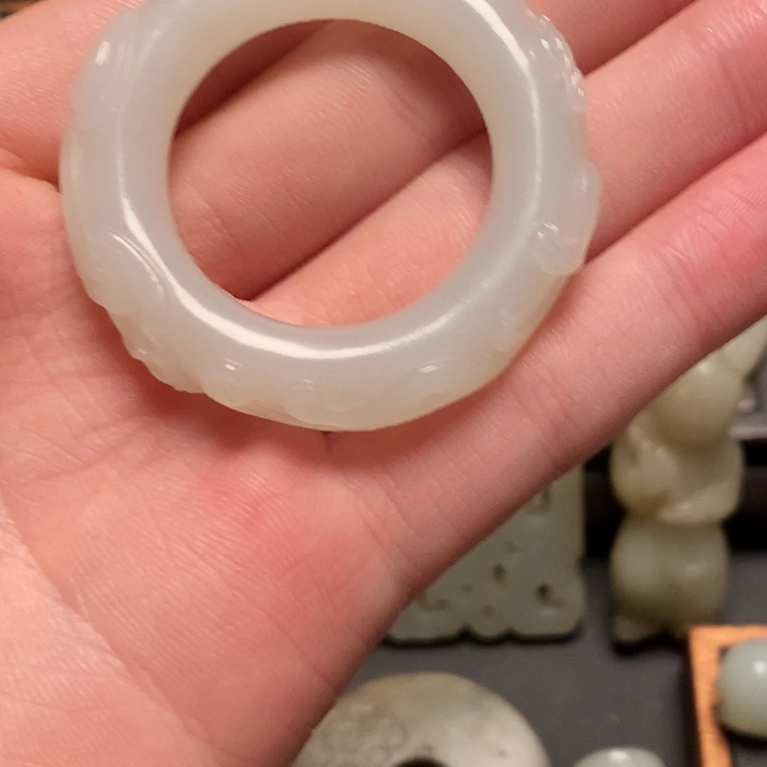 九***蝉和田玉未镶嵌挂件