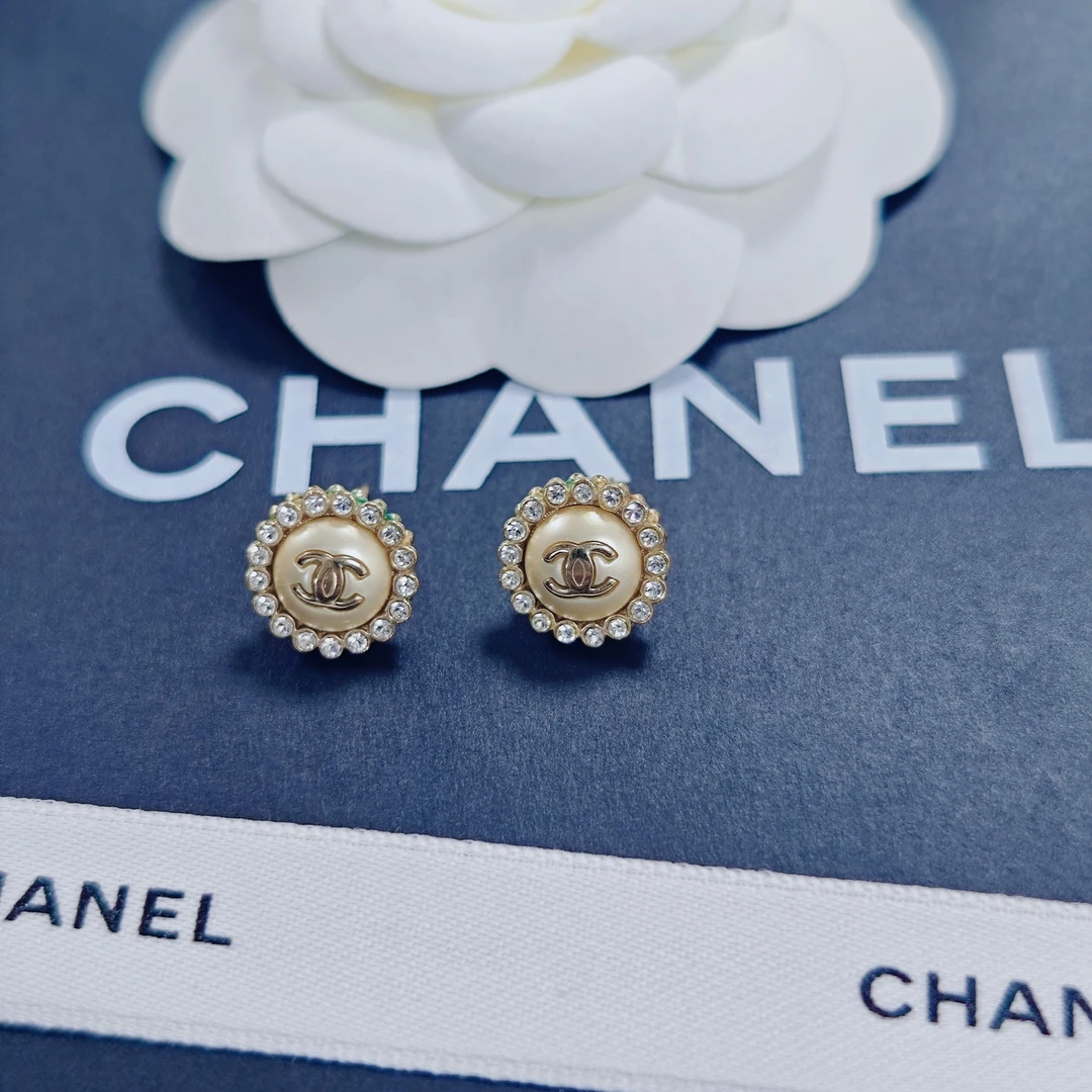 99新 Chanel/香奈儿 耳钉气质百搭时尚法式经典