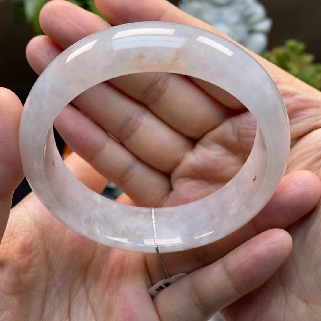 翡翠手镯未镶嵌天然