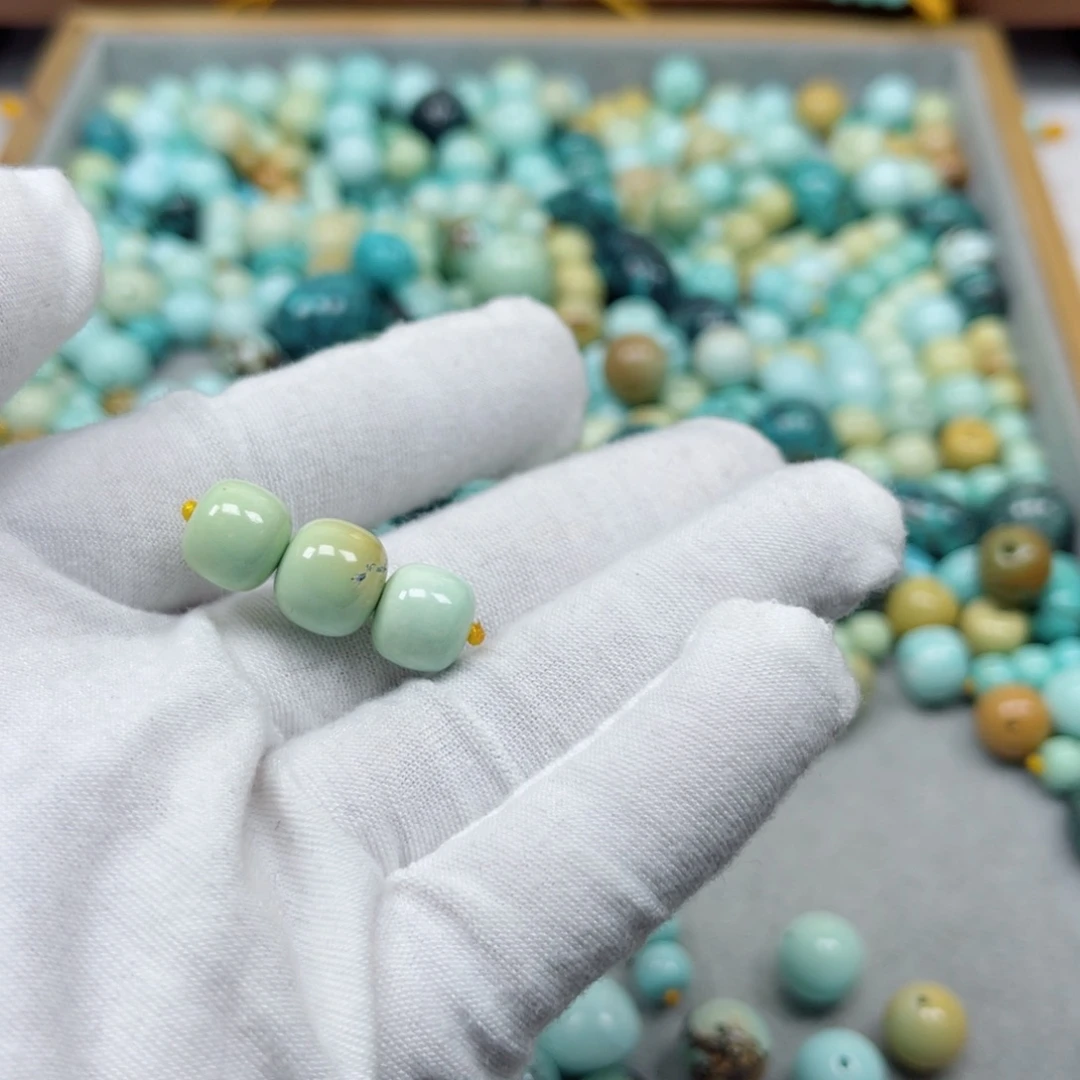 绿松石未镶嵌挂件