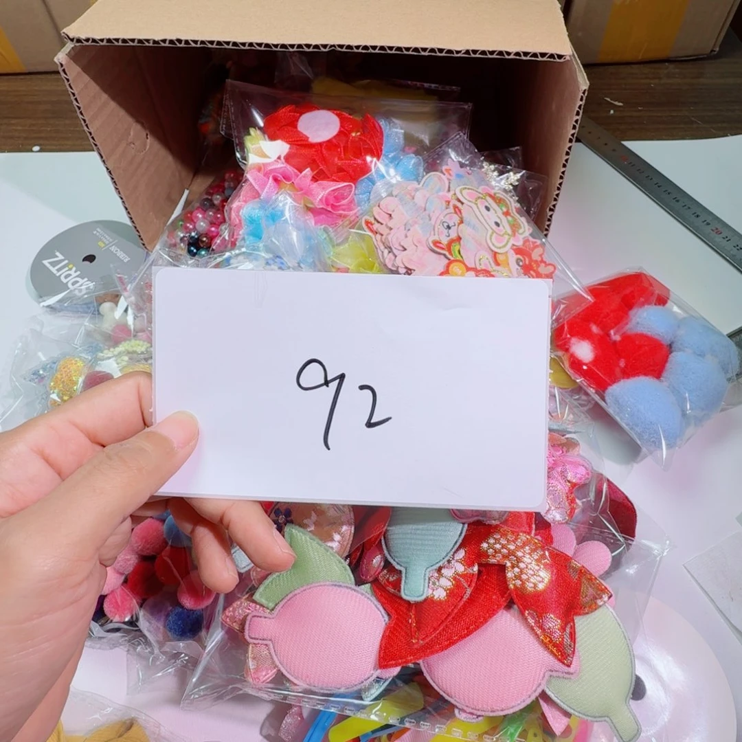 92号配件盲盒一箱，清仓不退不换