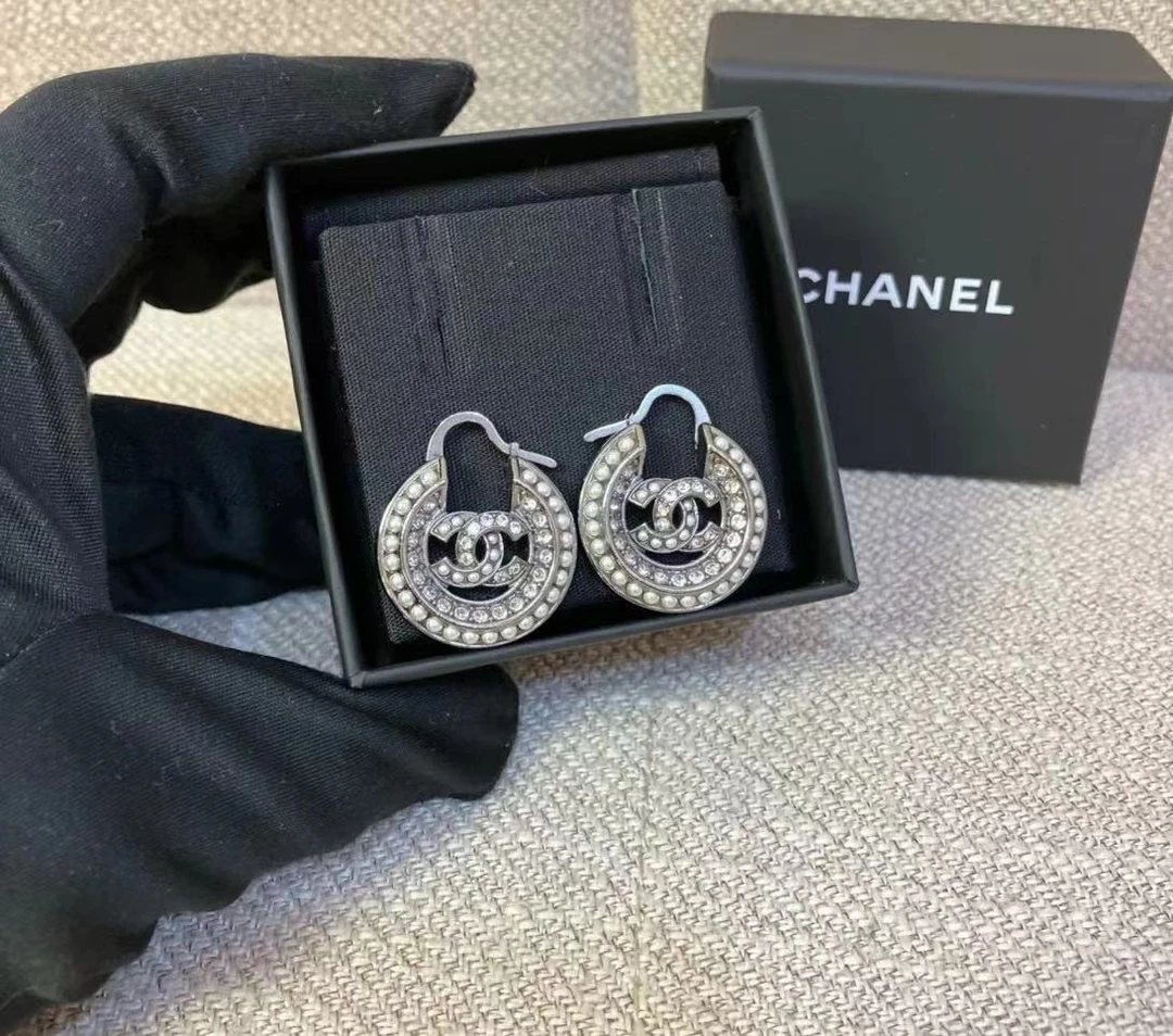 95新 Chanel/香奈儿 珍珠圈圈耳钉 9714626
