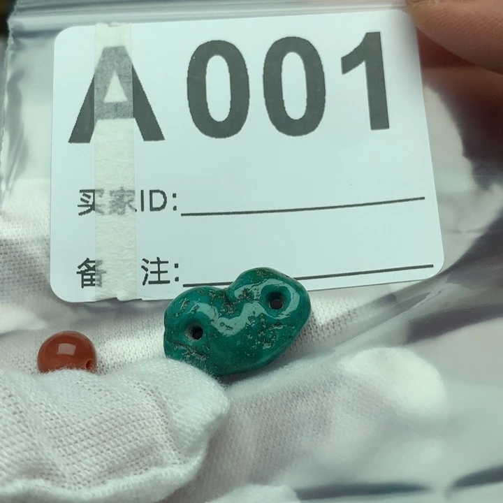 南红玛瑙未镶嵌珠宝奇石